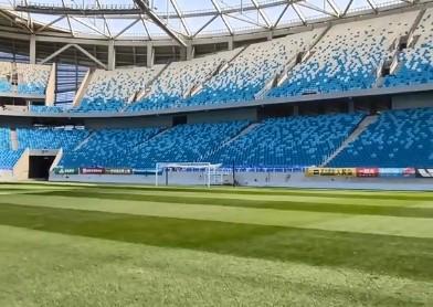 bob半岛体育官网-青岛媒体：海牛主场声光电已升级，首场比赛草坪能到最佳状态