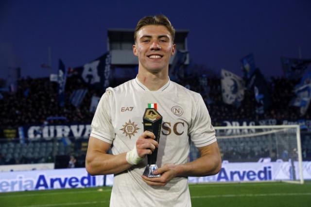 1770742294450095694.jpg 霍伊伦.jpg